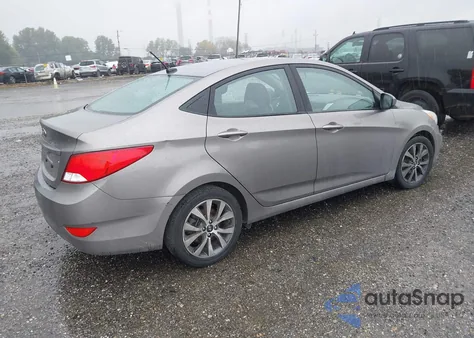 2017 Hyundai Accent Value Edition z USA, uszkodzony, nr VIN KMHCT4AE5HU365893